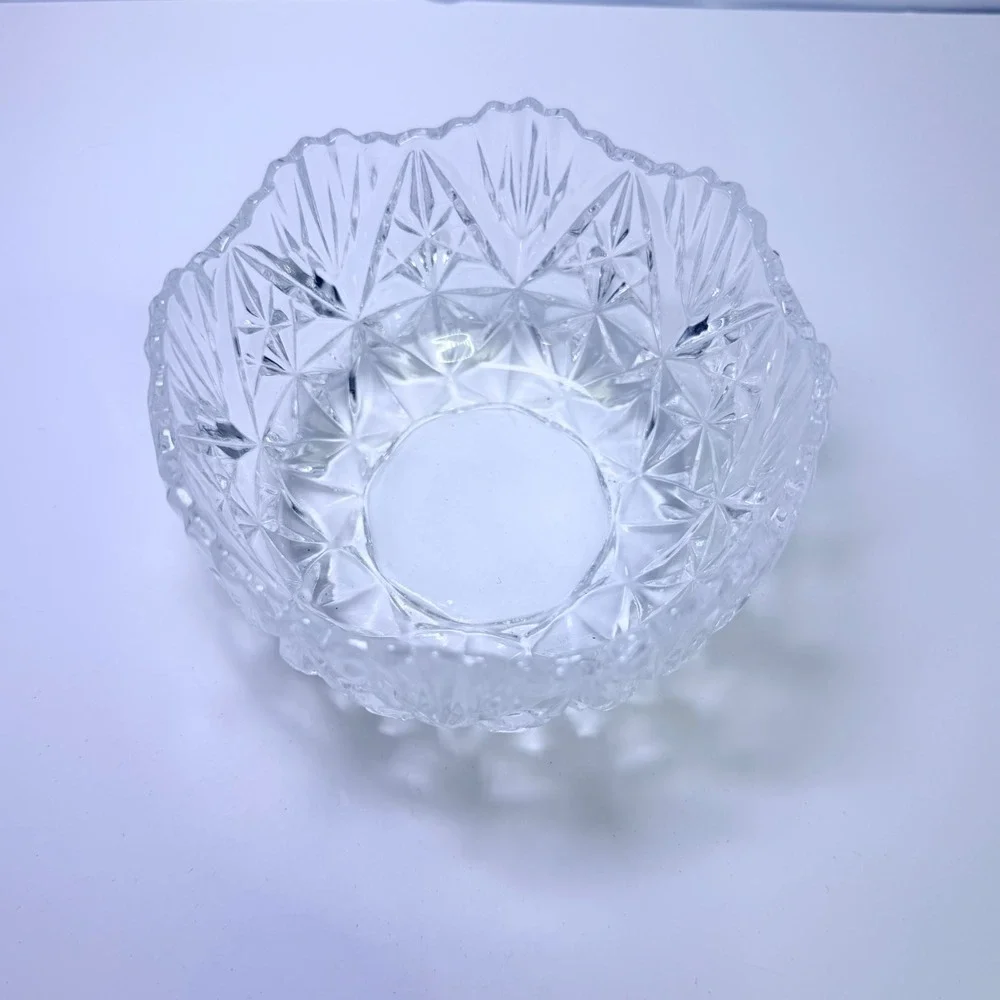 Vintage Clear Pressed‎ Glass Covered Candy Dish Starburst Diamond Pattern Lid